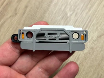 nissan patrol y60 (brushguard) custom keychains