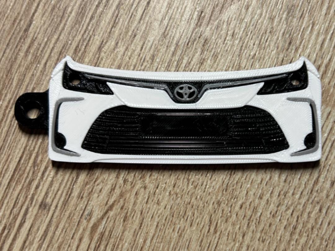 Toyota Sedan keychains! (Camry, Corolla, crown, Avalon)