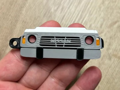 nissan patrol y60 (chrome) custom keychains